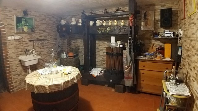 011-001.jpg